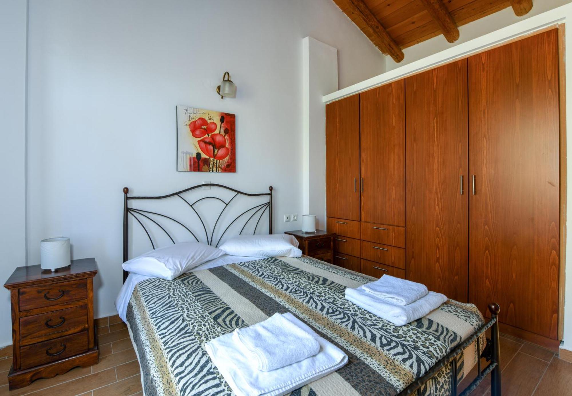 Malathiros Traditional Villas Exterior photo