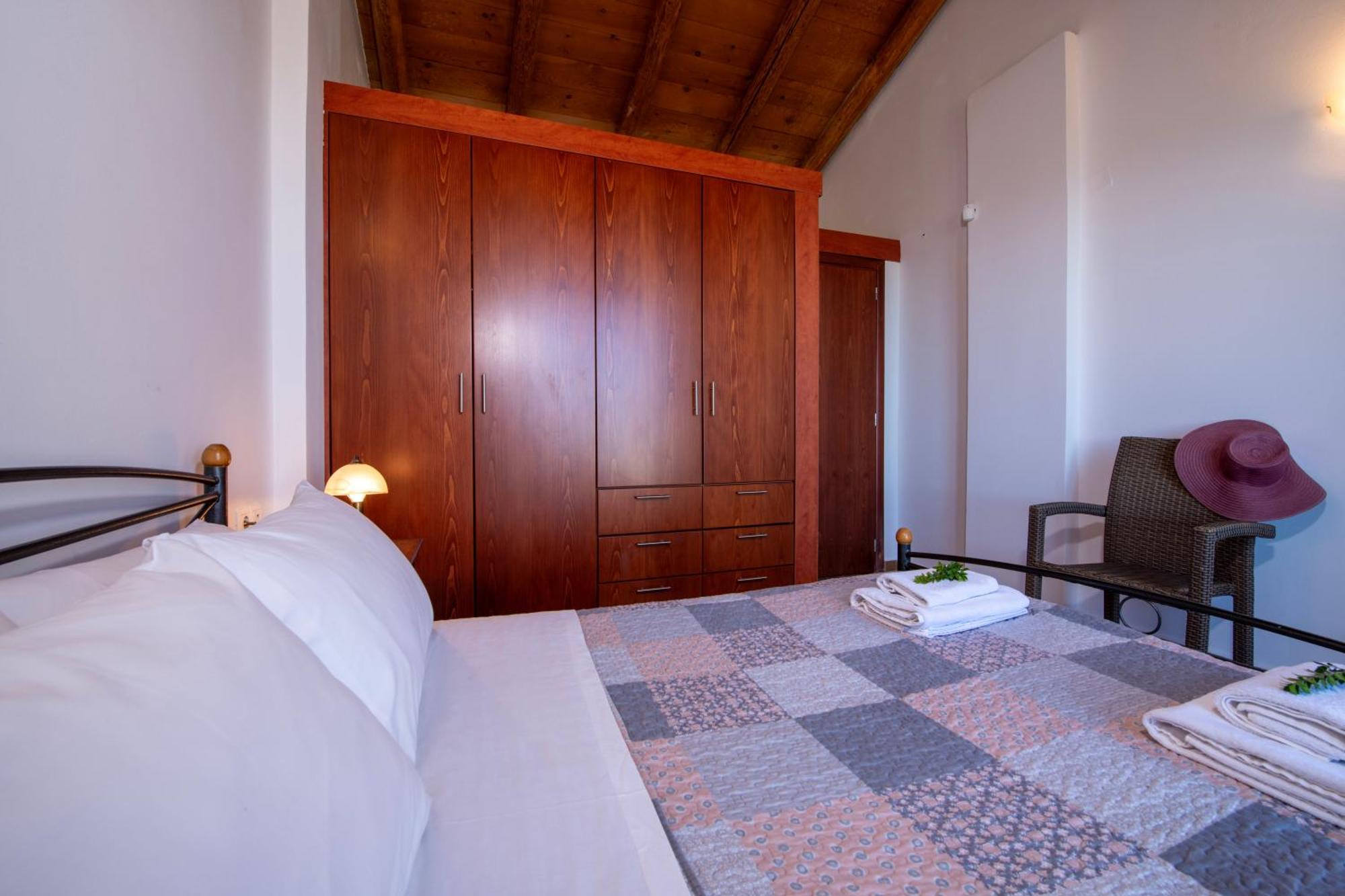 Malathiros Traditional Villas Exterior photo