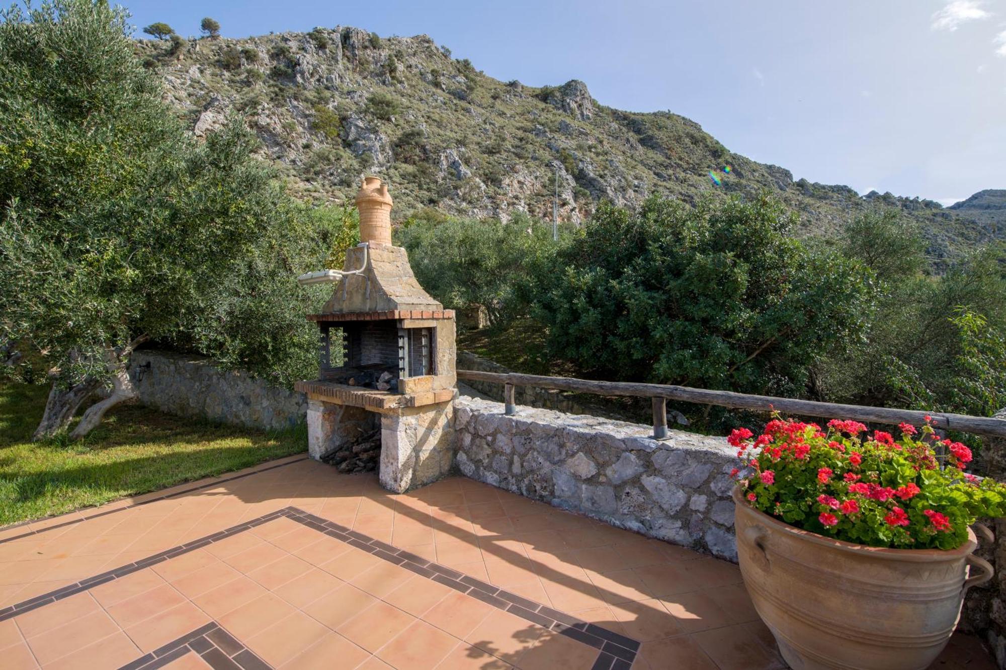 Malathiros Traditional Villas Exterior photo